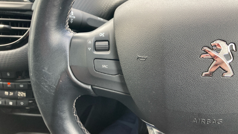 Peugeot 2008 1.2 PureTech Allure Premium 5dr [Start Stop] Petrol Estate